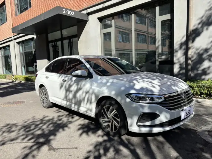 Volkswagen Lavida 2023 Model Facelift 1.5L Automatic Five million editions – фото 3