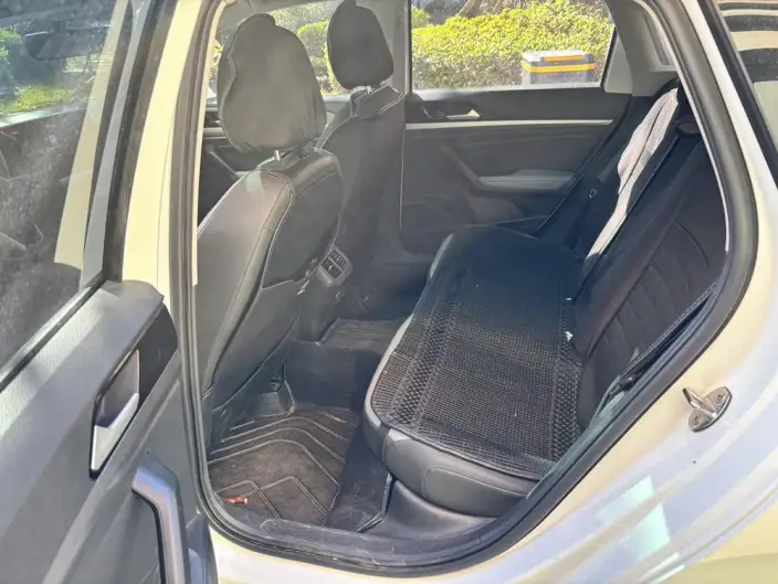 Volkswagen Lavida 2023 Model Facelift 1.5L Automatic Five million editions – фото 13