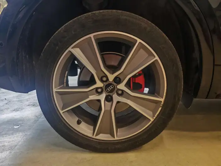 Audi Q5L Sportback 2022 Model 45 TFSI Luxury Model – фото 6