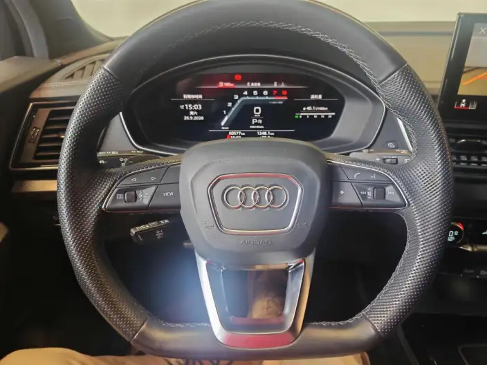 Audi Q5L Sportback 2022 Model 45 TFSI Luxury Model – фото 17