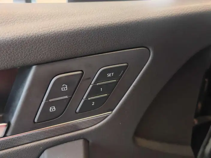 Audi Q5L Sportback 2022 Model 45 TFSI Luxury Model – фото 18