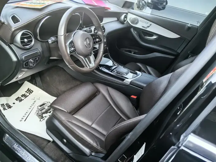 Mercedes-Benz GLC 2020 Model Facelift GLC 260 L 4MATIC Dynamic Model – фото 9