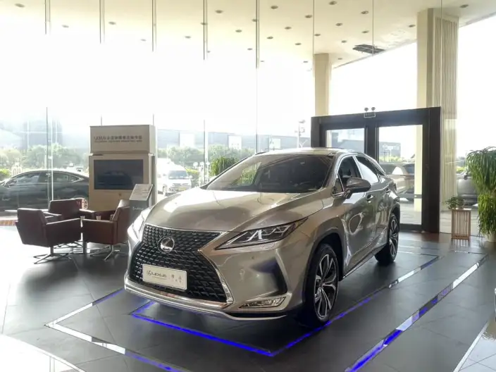 Lexus RX 2020 Model Facelift 300 4WD Elegant Edition – фото 1