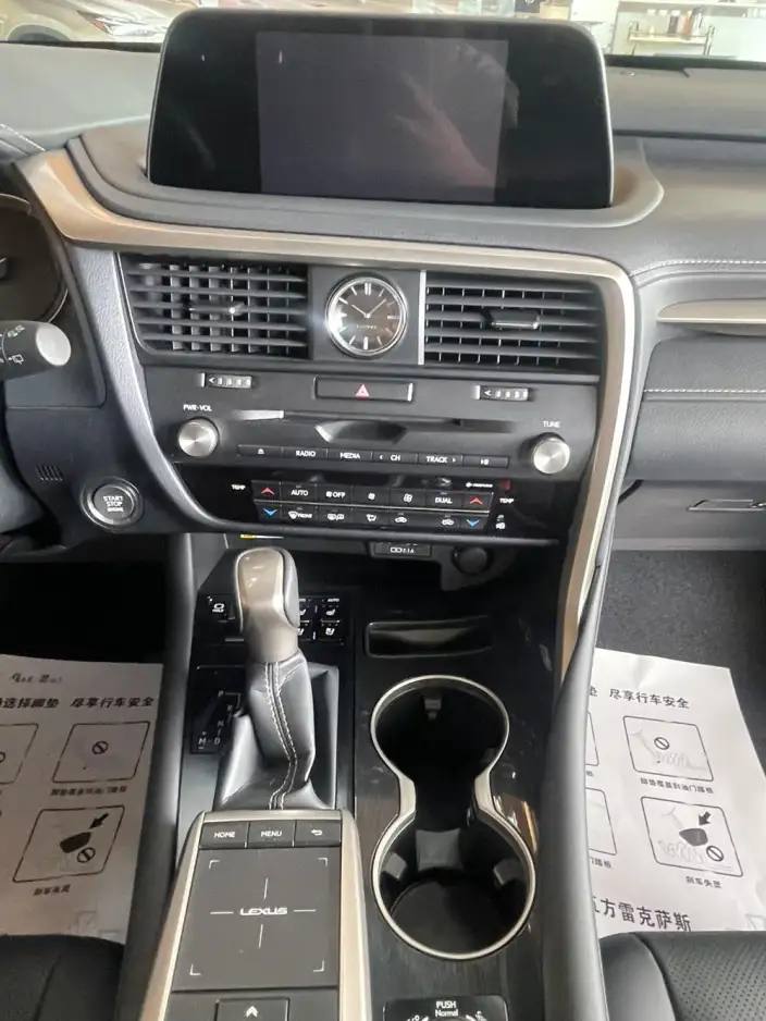 Lexus RX 2020 Model Facelift 300 4WD Elegant Edition – фото 9