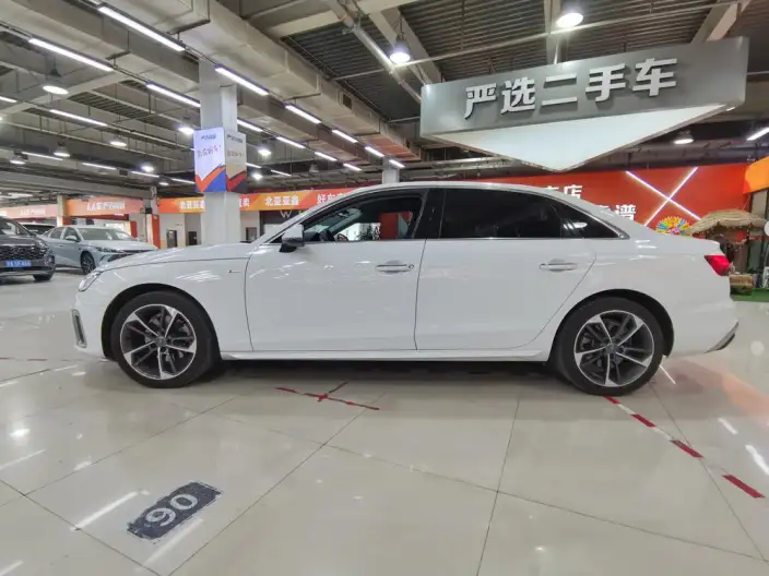 Audi A4 L 2020 Model 40 TFSI Fashion Dynamic Model – фото 4