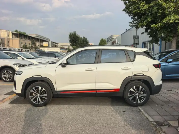 Changan CS35 PLUS 2023 Model Changxiang Edition Blue whale NE 1.4T DCT Noble Model – фото 4