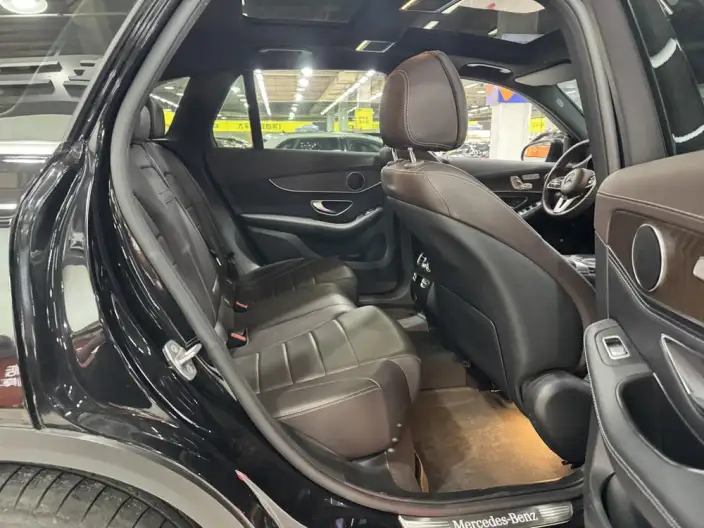 Mercedes-Benz GLC 2020 Model Facelift GLC 300 L 4MATIC Dynamic Model – фото 12