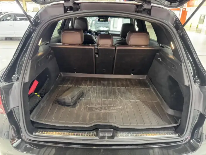Mercedes-Benz GLC 2020 Model Facelift GLC 300 L 4MATIC Dynamic Model – фото 23