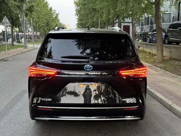 Toyota Sienna 2021 Model 2.5L Hybrid Supreme Edition – фото 5