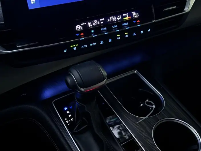 Toyota Sienna 2021 Model 2.5L Hybrid Supreme Edition – фото 13