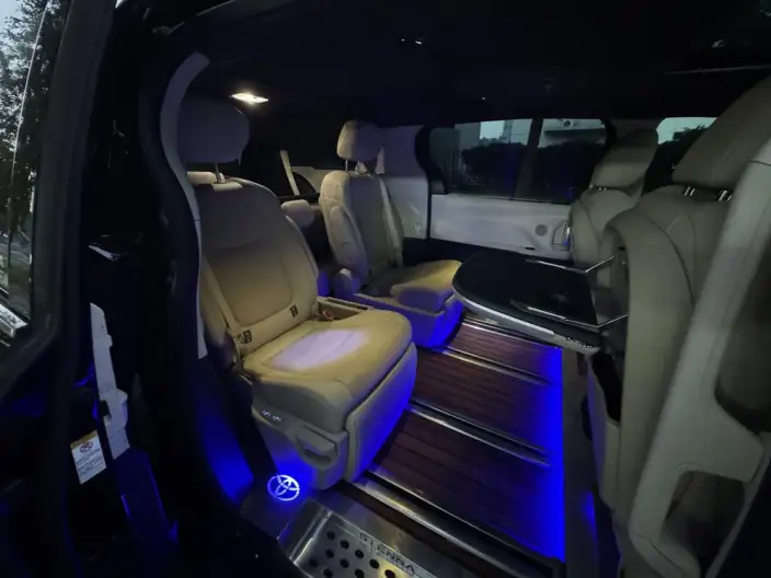 Toyota Sienna 2021 Model 2.5L Hybrid Supreme Edition – фото 23
