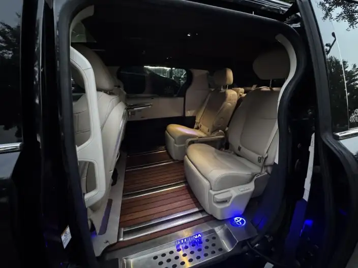 Toyota Sienna 2021 Model 2.5L Hybrid Supreme Edition – фото 24