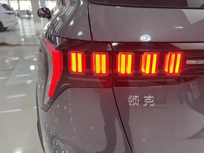 Lynk & Co 06 2020 Model 1.5T Shine Halo – фото 10