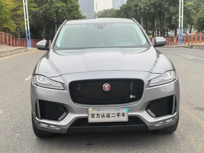 Jaguar F-PACE 2020 Model 2.0T 4WD Chequered Flag Edition – фото 2