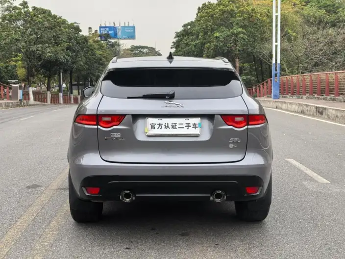 Jaguar F-PACE 2020 Model 2.0T 4WD Chequered Flag Edition – фото 6