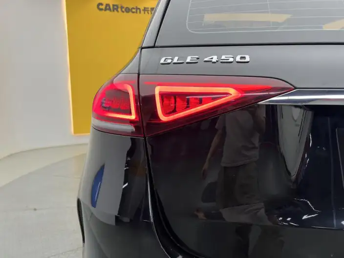 Mercedes-Benz GLE Imported 2020 Model GLE 350 4MATIC Fashion Model – фото 8