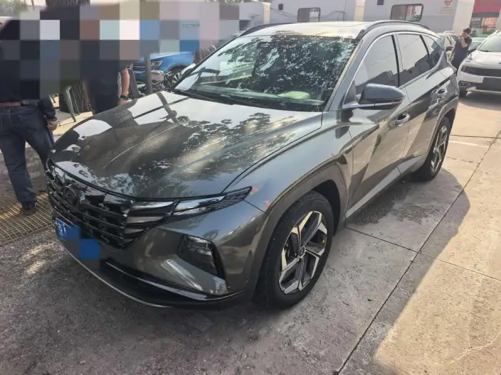 Hyundai Tucson 2023 Model Hyundai Tucson L 1.5T DLX 2WD Deluxe Edition – фото 1