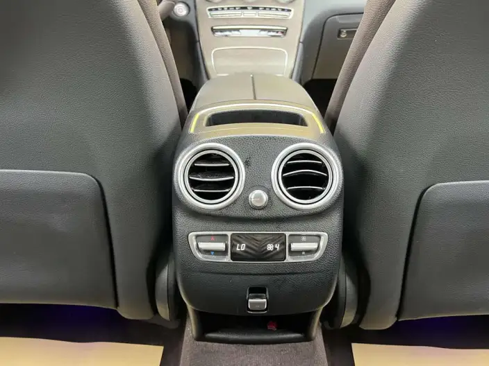 Mercedes-Benz GLC 2022 Model Facelift GLC 300 L 4MATIC Dynamic Model – фото 19