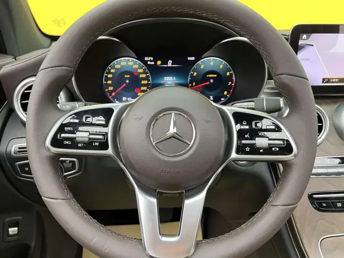 Mercedes-Benz GLC 2022 Model Facelift GLC 300 L 4MATIC Dynamic Model – фото 25