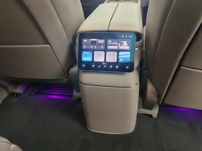 NIO ES8 2026 Model VI seat Executive Signature Edition – фото 9