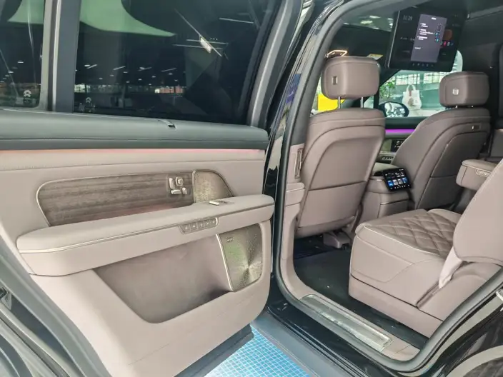 NIO ES8 2026 Model VI seat Executive Signature Edition – фото 18