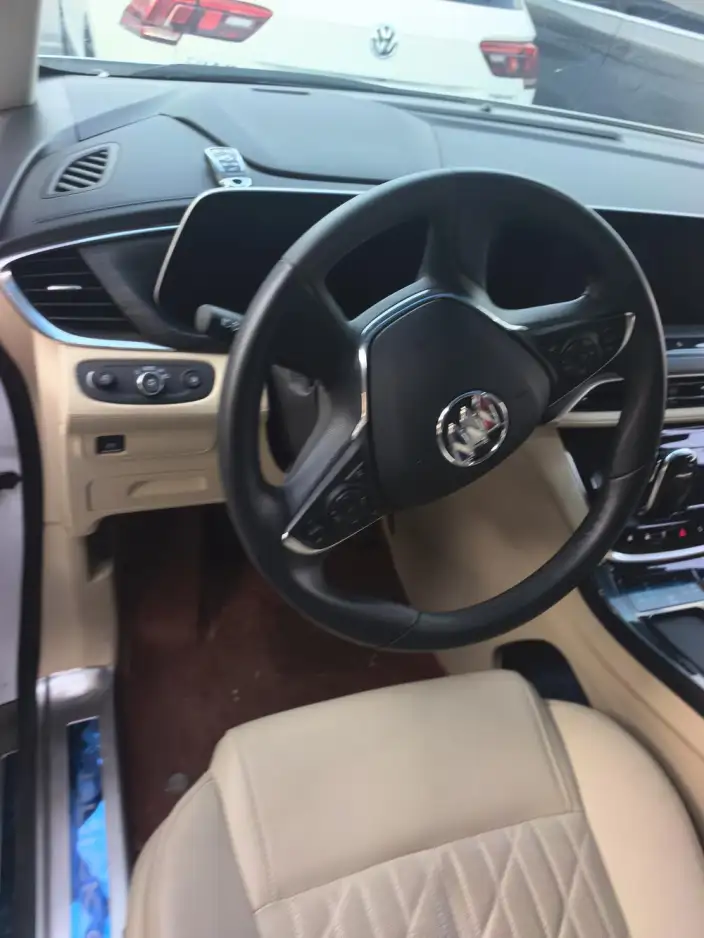 Buick GL8 2023 Model ES Luzun 2.0T Luxury Model – фото 11