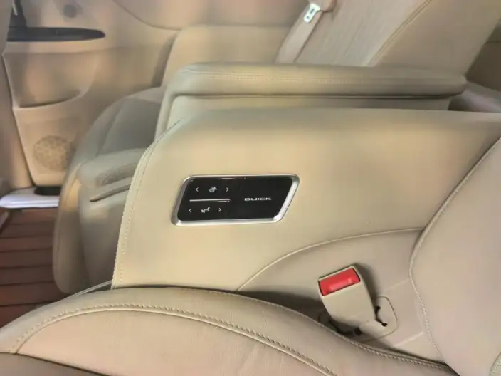 Buick GL8 2023 Model ES Luzun 2.0T Luxury Model – фото 19