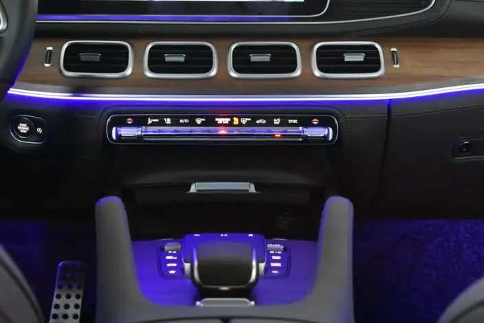 Mercedes-Benz GLS 2023 Model GLS 450 4MATIC Luxury Model – фото 9