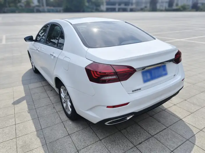 Geely Emgrand 2020 Model 1.5L CVT Up Edition – фото 4