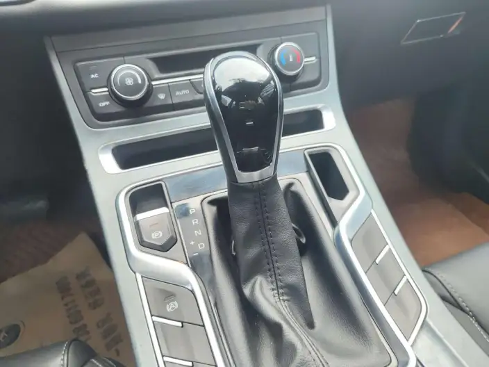 Geely Emgrand 2020 Model 1.5L CVT Up Edition – фото 17