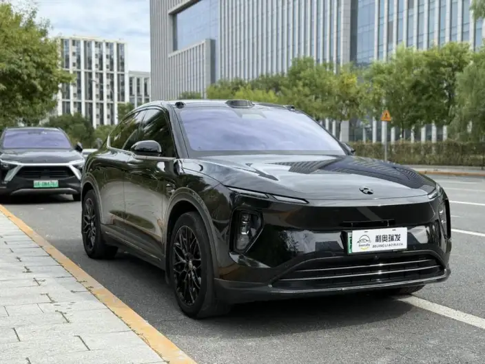 NIO EC6 2024 Model 75kWh – фото 3