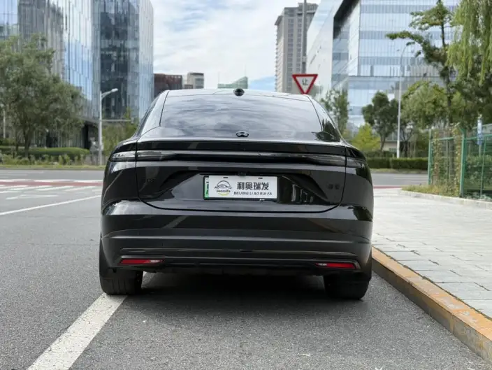 NIO EC6 2024 Model 75kWh – фото 5