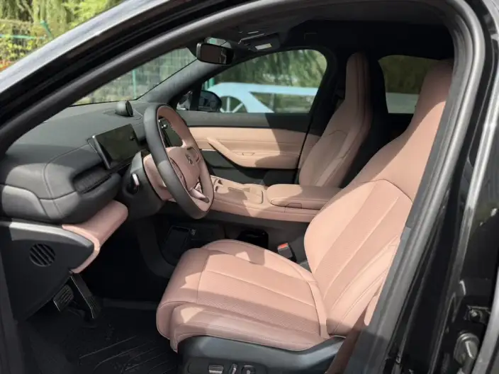 NIO EC6 2024 Model 75kWh – фото 25