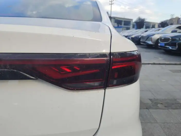 Geely Emgrand 2022 Model No. 4 Gen 1.5L CVT Flagship Model – фото 10