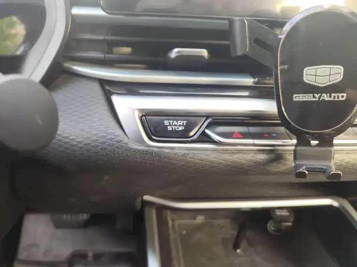 Geely Emgrand 2022 Model No. 4 Gen 1.5L CVT Flagship Model – фото 13