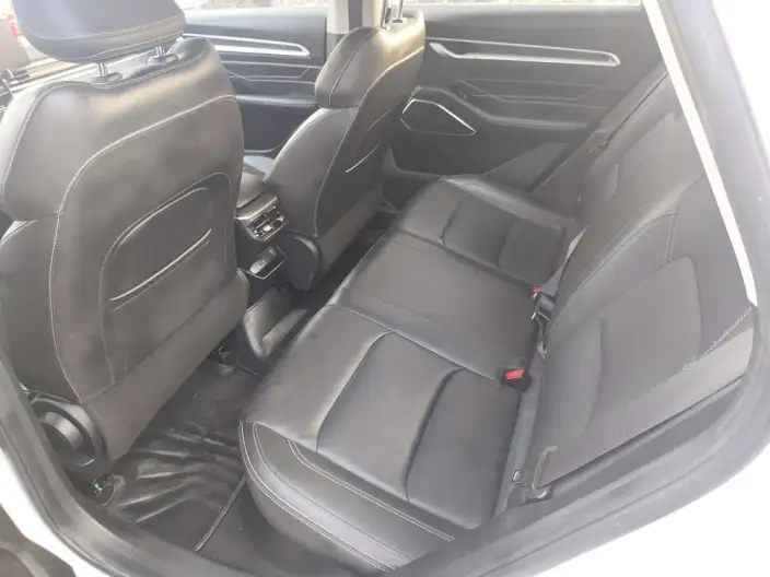 Geely Emgrand 2022 Model No. 4 Gen 1.5L CVT Flagship Model – фото 19