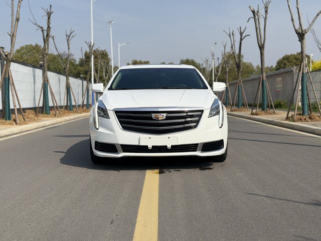 Cadillac XTS 2018 28T Technology – фото 3