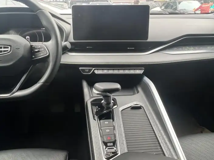 Geely StarRui 2023 Model 2.0T Elite Model – фото 3