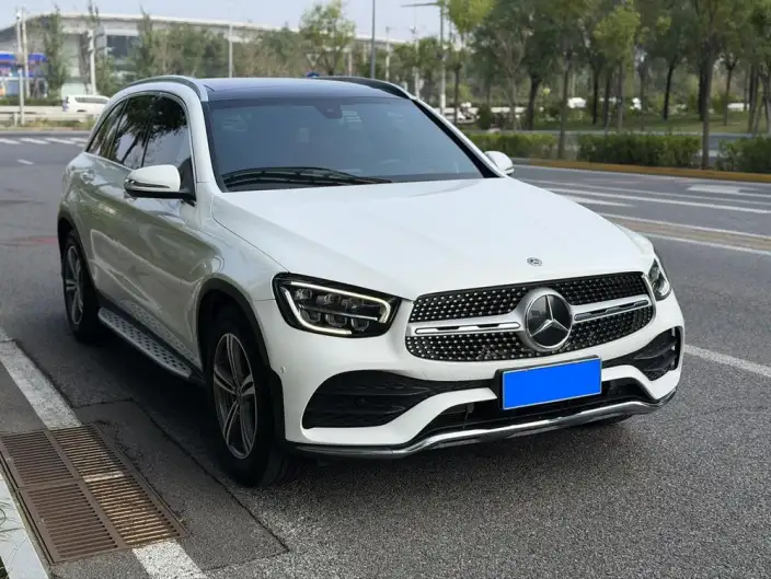 Mercedes-Benz GLC 2020 Model GLC 260 L 4MATIC Luxury Model – фото 3