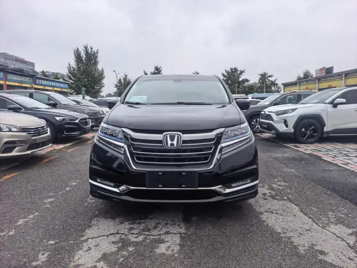 Honda Elysion 2022 Model 2.0L Hybrid Classic Edition – фото 2