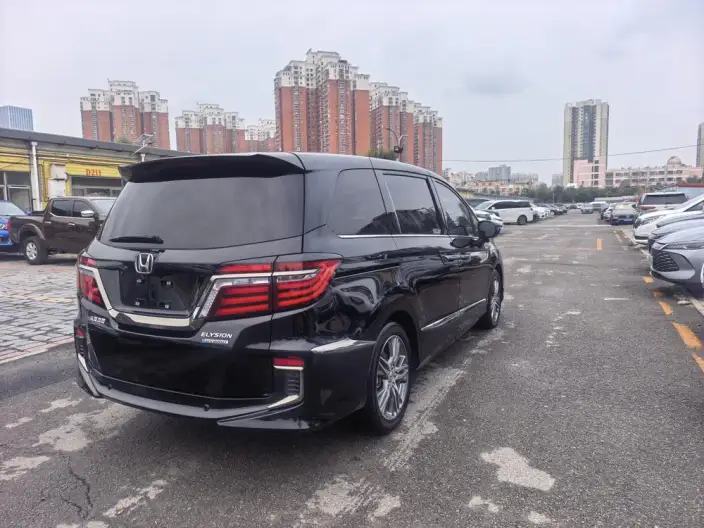 Honda Elysion 2022 Model 2.0L Hybrid Classic Edition – фото 7