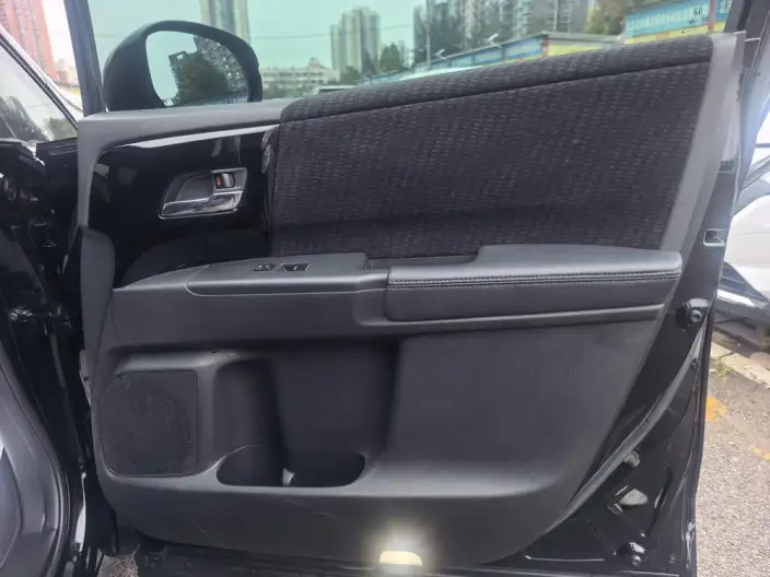 Honda Elysion 2022 Model 2.0L Hybrid Classic Edition – фото 17
