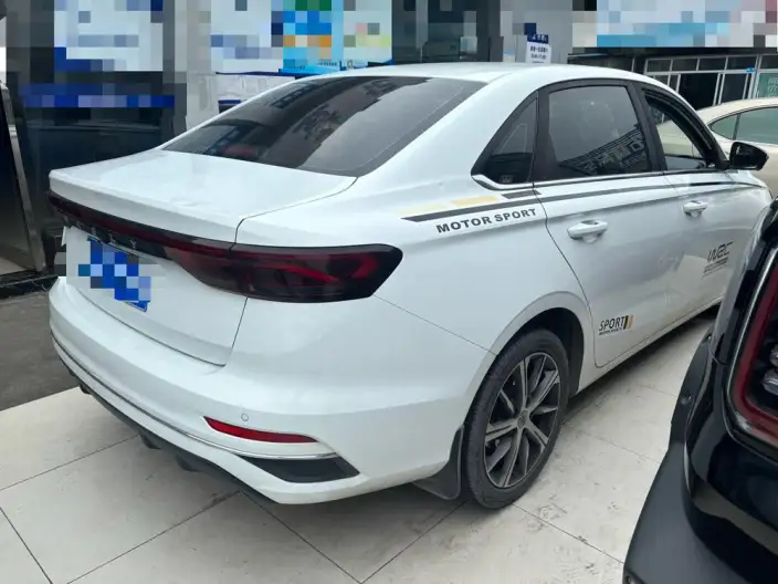 Geely Emgrand 2022 Model No. 4 Gen 1.5L CVT Flagship Model – фото 4