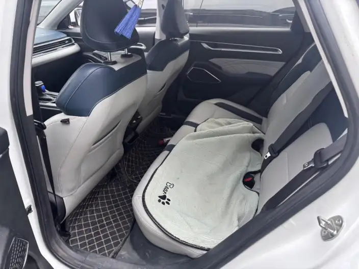 Geely Emgrand 2022 Model No. 4 Gen 1.5L CVT Flagship Model – фото 9