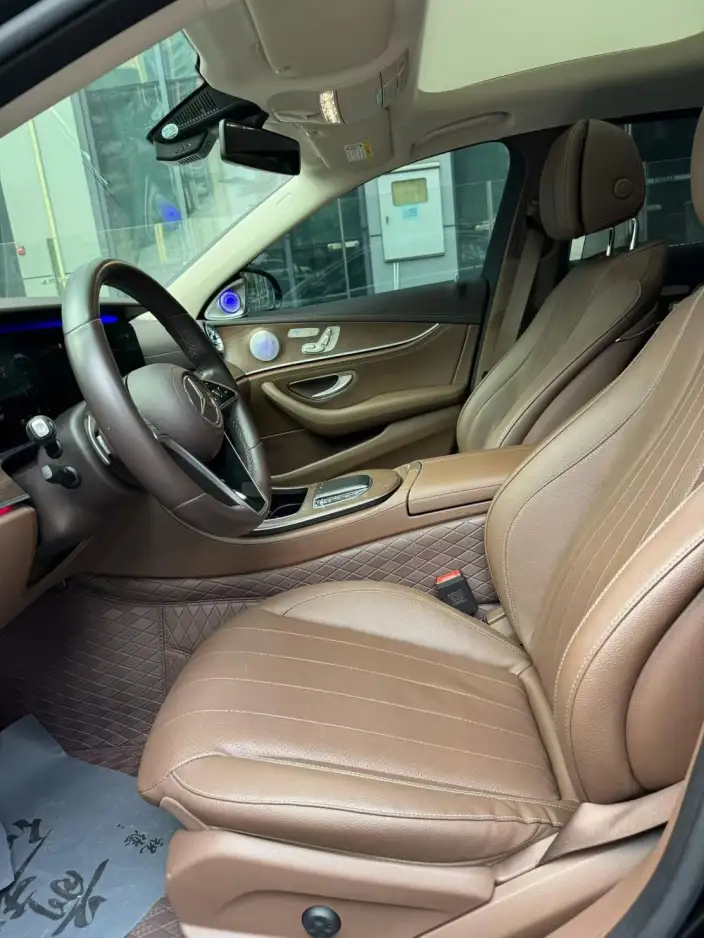 Mercedes-Benz E-Class 2023 Model E 300 L Luxury Model sedan – фото 6