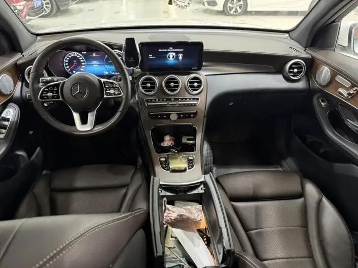 Mercedes-Benz GLC 2021 Model GLC 300 L 4MATIC Dynamic Model – фото 17