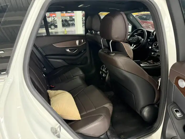 Mercedes-Benz GLC 2021 Model GLC 300 L 4MATIC Dynamic Model – фото 25