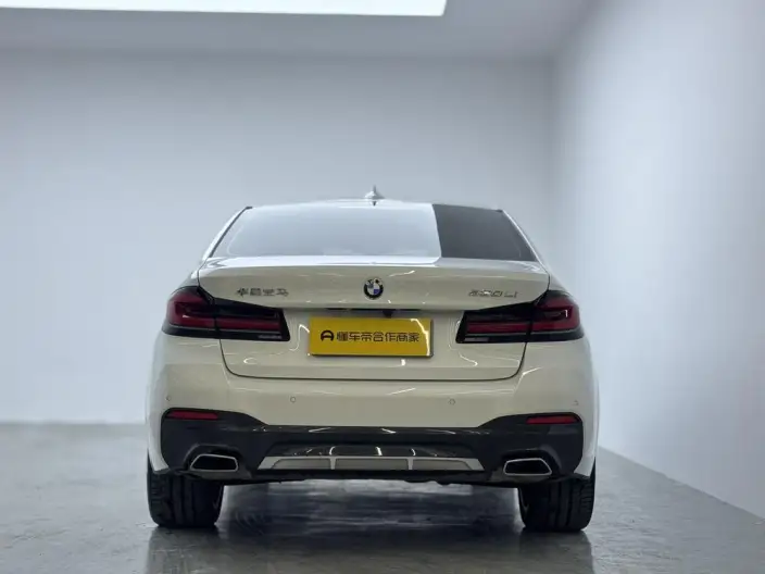 BMW 5 Series 2023 Model 530Li Exclusive Model M Sports Set – фото 5