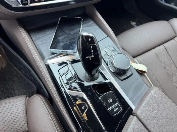 BMW 5 Series 2023 Model 530Li Exclusive Model M Sports Set – фото 18