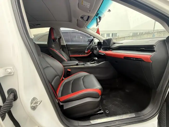 Emgrand S 2021 Model 1.4T CVT Flagship Model – фото 8